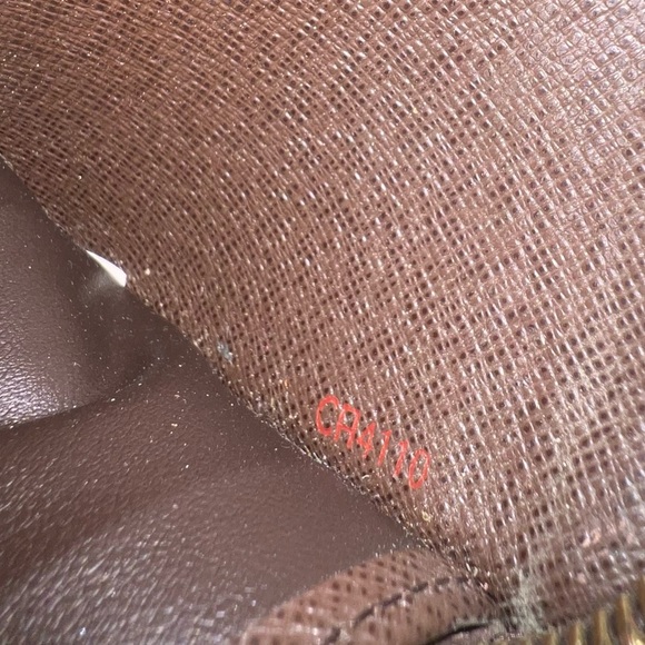 Louis Vuitton Damier Ebene Zip Around Wallet - Picture 7 of 9